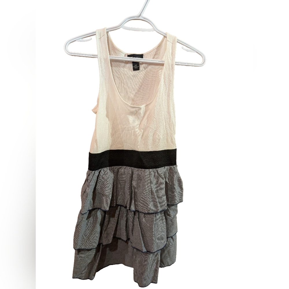 2/22 Sleeveless Tiered Dress with Black and Gray Ruffles 2/22$ Selected Item